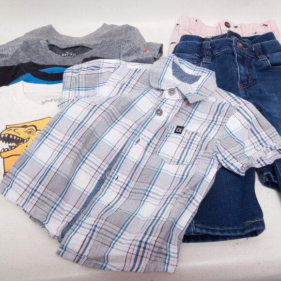 8-Piece Baby Boy Clothing Lot 12 Months – Tops & Jeans – Nike Levi’s C K Reebok - Picture 1 of 10